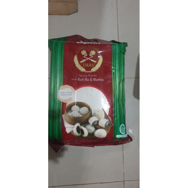 

Tepung Cakra Kembar Emas Roti Pao & Mantao 5kg