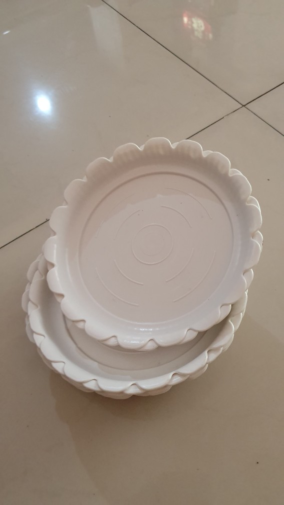 Tatakan Pot Gbl 20 Warna Putih & Hitam