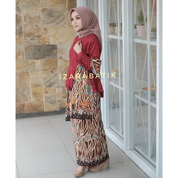 (Preloved) Setelan Brokat Indri Maroon Izara Batik