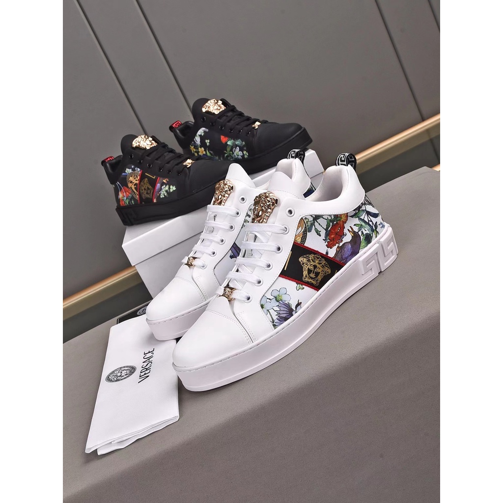 Versace's latest casual fashion men's shoes