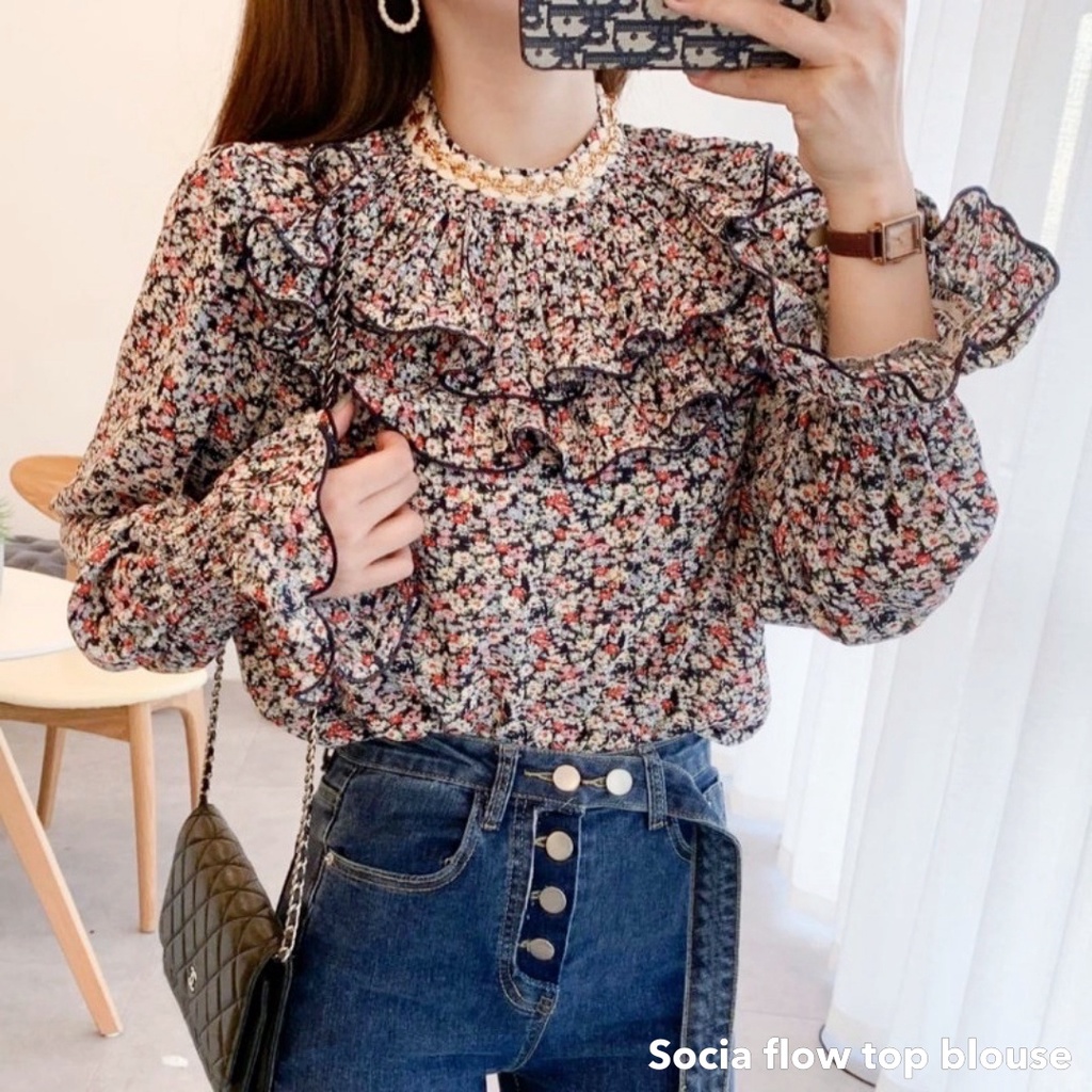 Socia flow top blouse - Thejanclothes