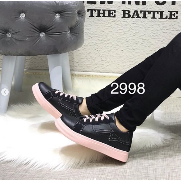 Sepatu Sneakers 2998