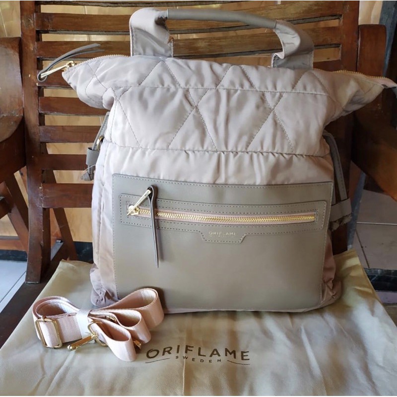 Tas oriflame lightweight lux convertible tote bag