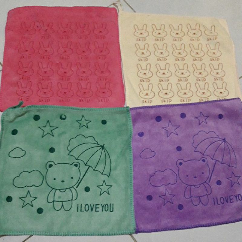 sapu tangan handuk kecil