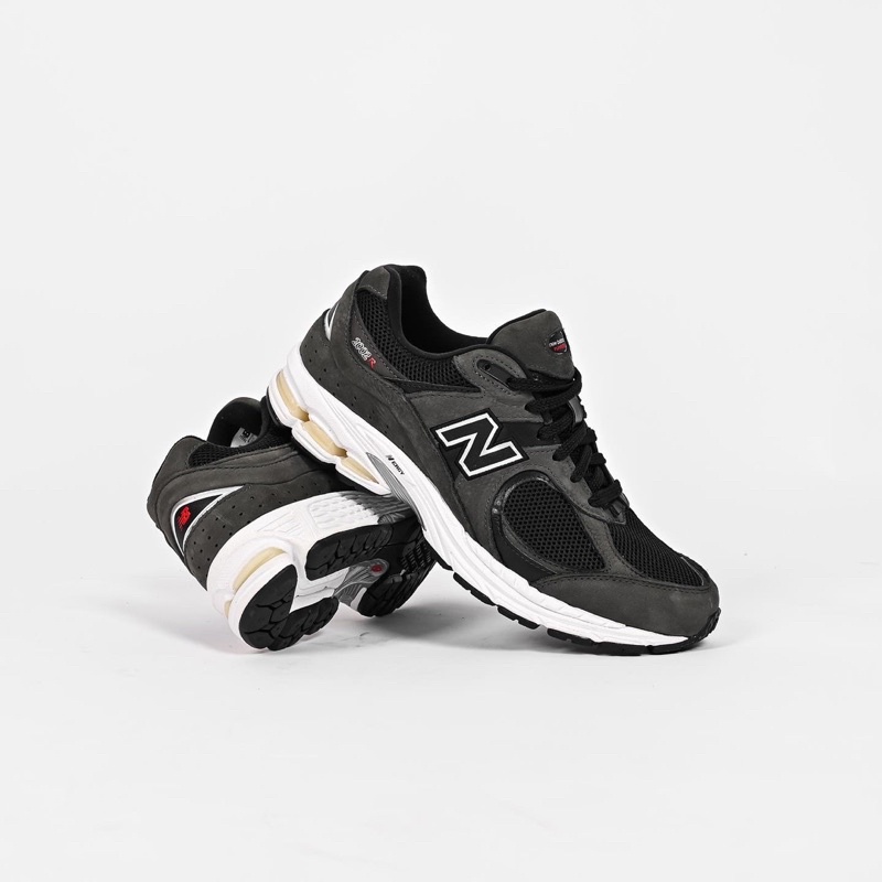 New Balance 2002 Dark Grey