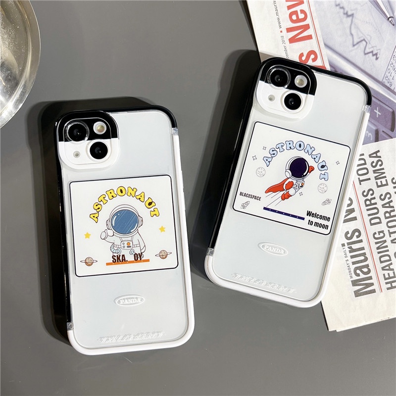 Casing iphone 13 12 11PROMAX X XS XR XSMAX Motif Astronot Hitam Putih