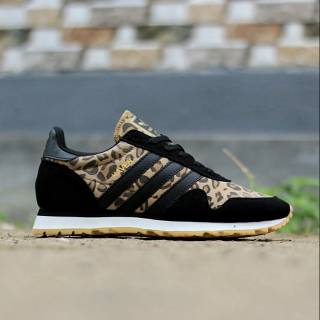 adidas slip on leopard