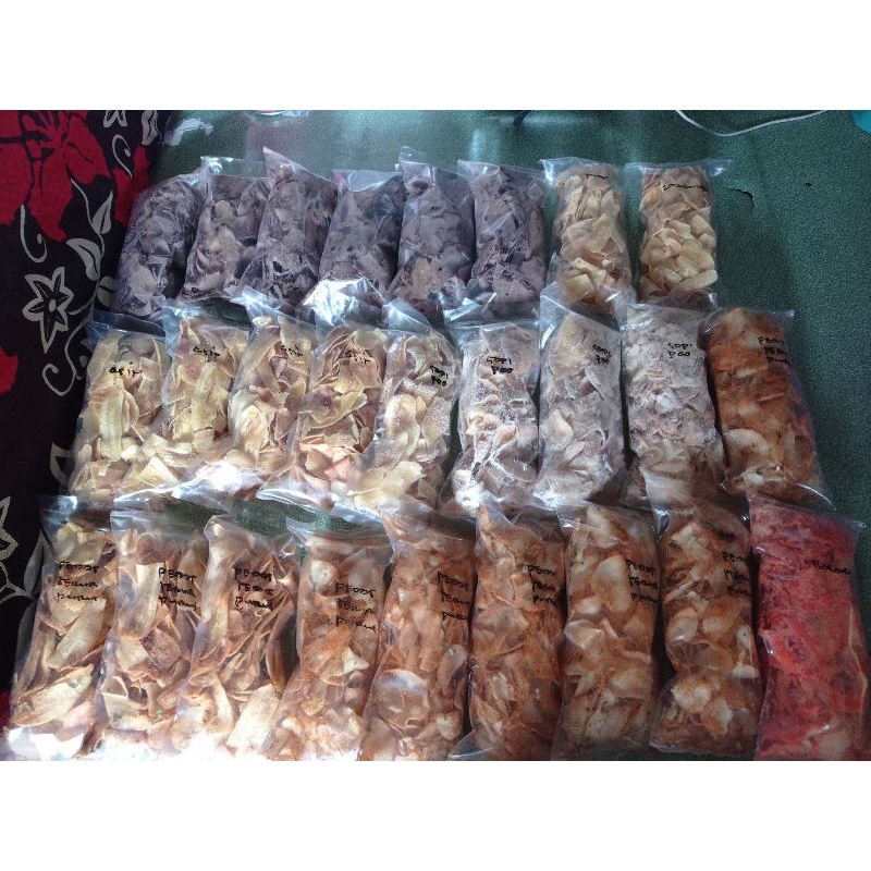 

Keripik singkong / keripik pisang
