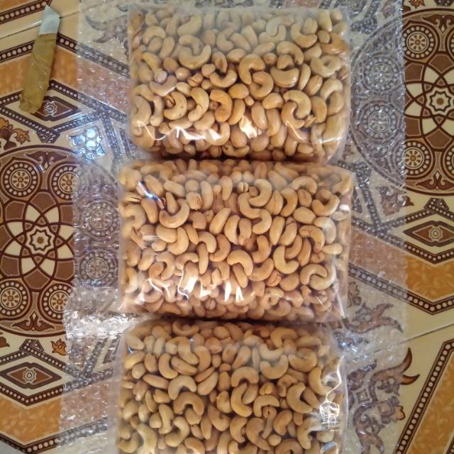 

Mete goreng rasa original kemasan 1kg