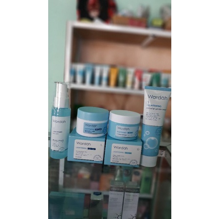 Wardah Lightening Paket Skincare | Wardah Lightening Face Mist| Paket Wardah Lightening Series