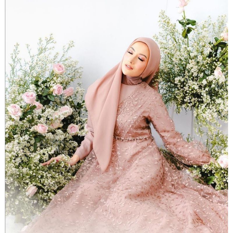 gaun barokat/gaun muslimah/gaun kondangan/gaun pengantin /gaun lamaran/gaun bisa request ukuran