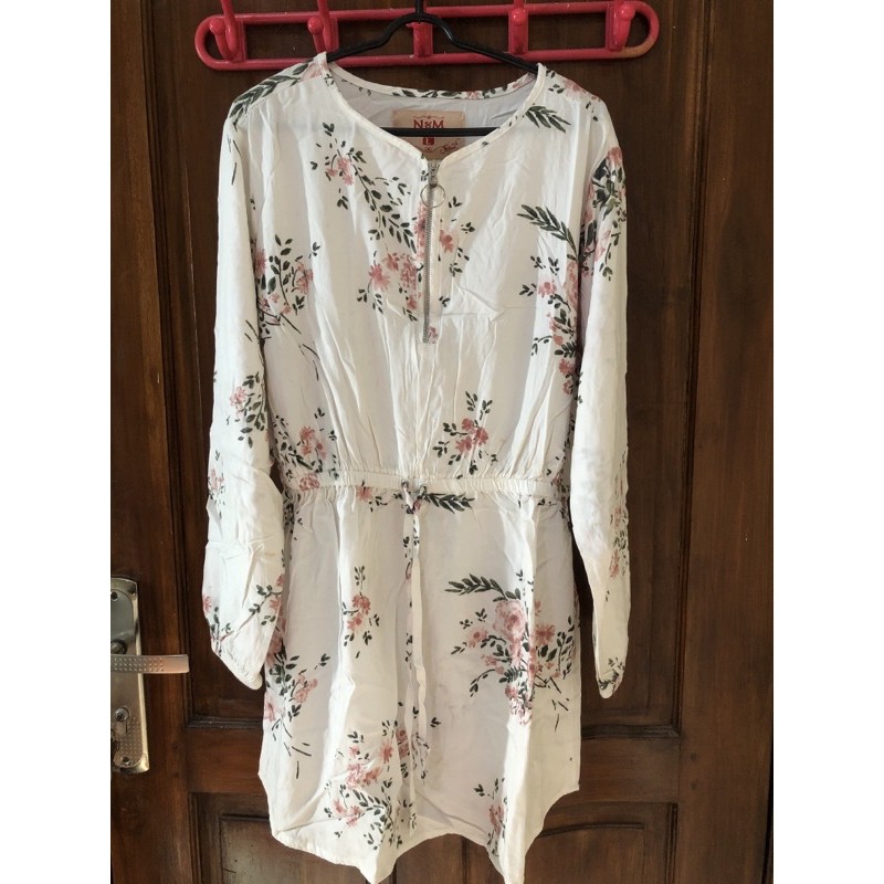 CASUAL DRESS NOVEL MICE PRELOVED