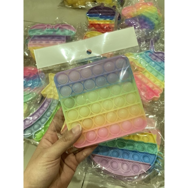 Mainan POPiT square gliter / pop it circle