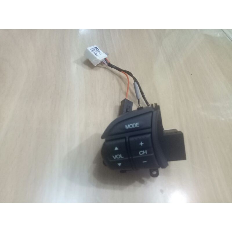 TOMBOL REMOTE STEER AUDIO STIR HONDA BRIO MOBILIO BRV