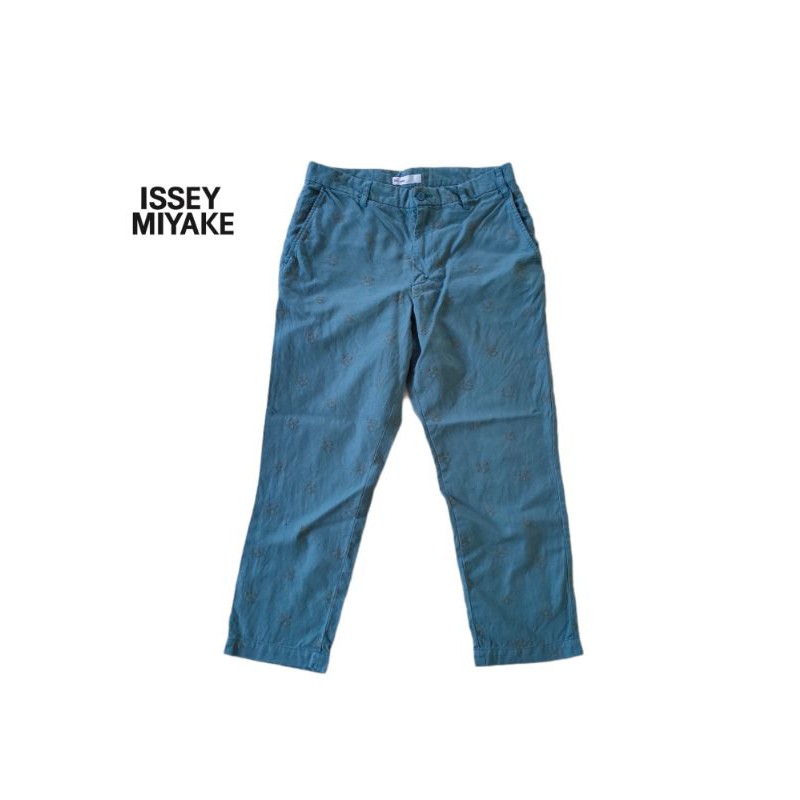 Ne-Net  tosca by Issey Miyake