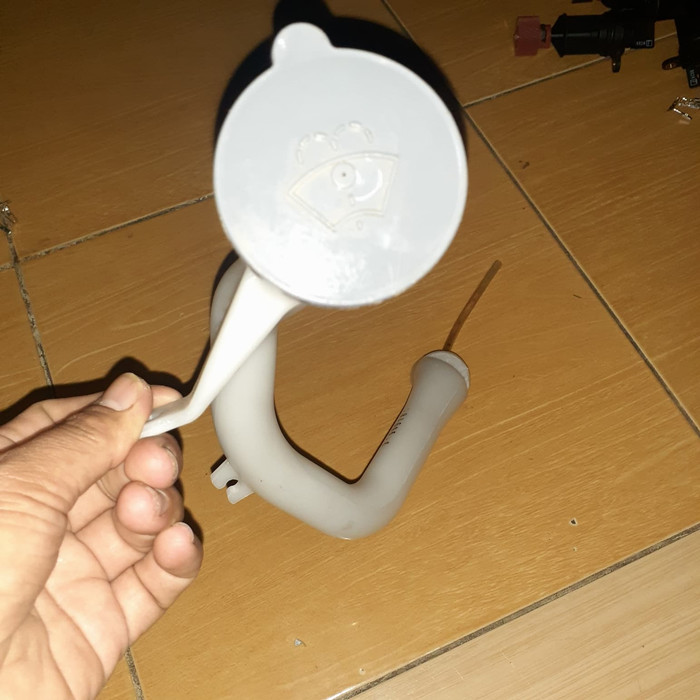 leher tabung air wiper nissan grand livina