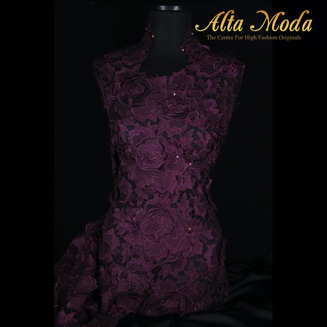 

Alta Moda Brokat Prada Mawar 3D Renda Ungu
