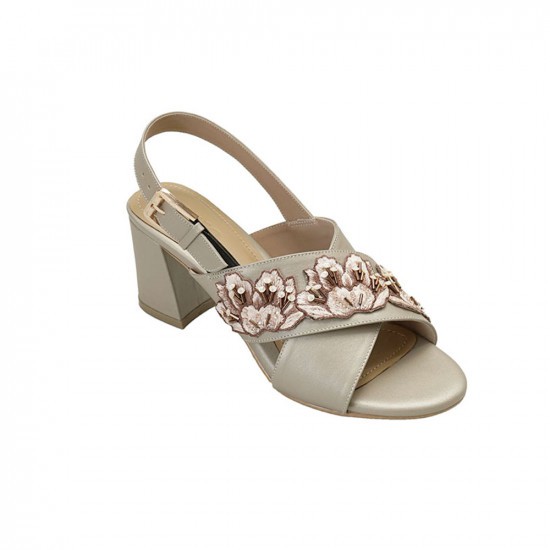 PVRA Sandal Wanita Lily Emas Hak 7Cm Shopee Indonesia PVRA Sandal Wanita Lily Emas Hak 7Cm Shopee Indonesia