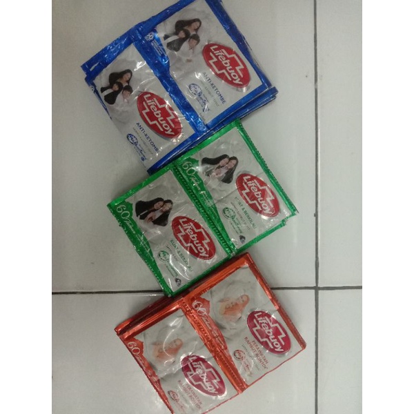 Shampo lifebuoy sachet
