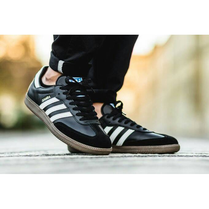 Adidas Original Samba Classic Black White Gum