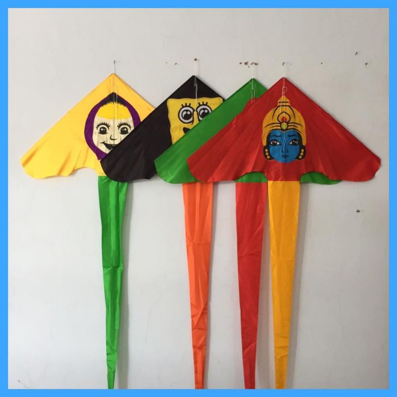 layang layang kain lukis/layangan kain segitiga promo