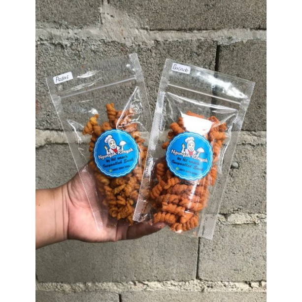 

Makaroni Spiral Kemasan Kecil (Varian Rasa: Original, Pedas, Balado) Makaroni Spiral Gurih, Renyah dan Murah