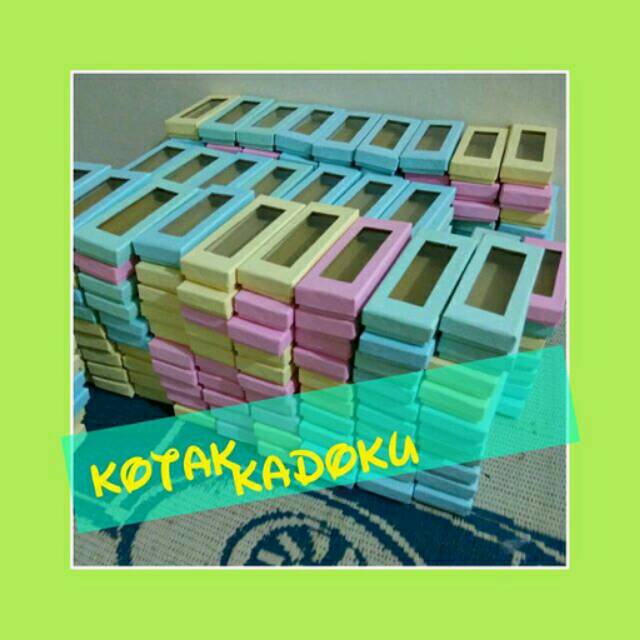 

Kotak Souvenir Uk 15*5*2cm Tutup Mika Warna Pastel