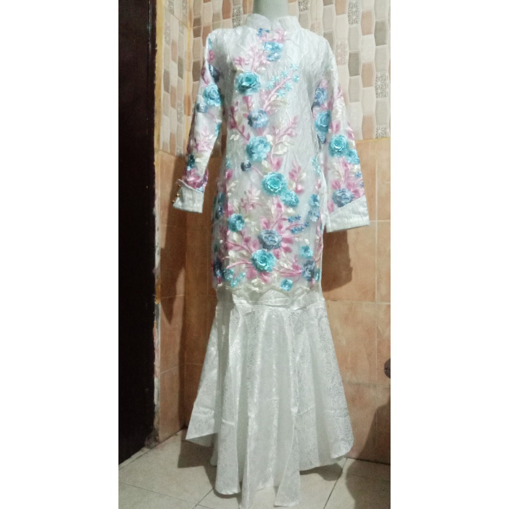 Dress Mewah Putih Duyung