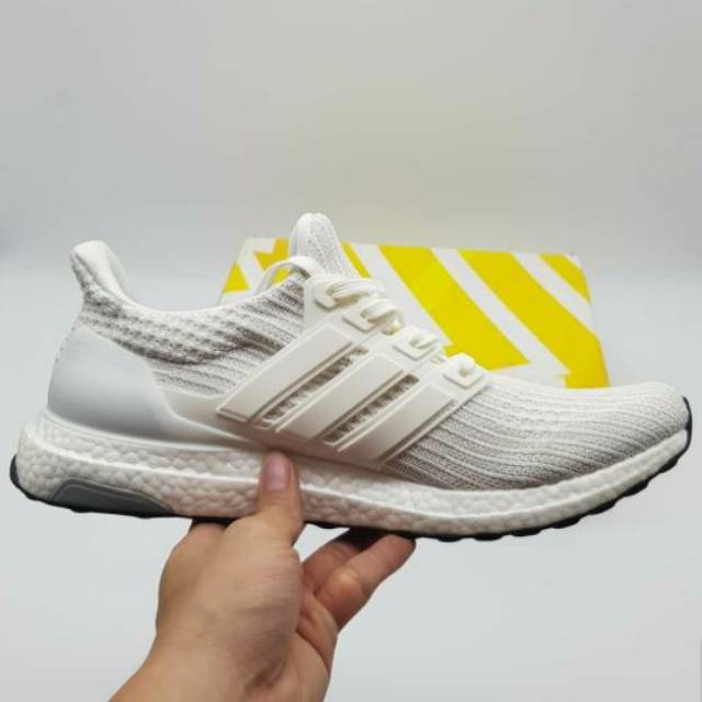 ADIDAS ULTRABOOST 4.0 TRIPLE WHITE