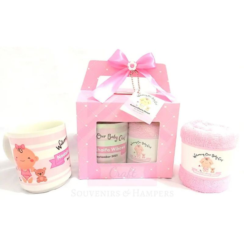 Hampers handuk 30×70 + mug kemas gable box