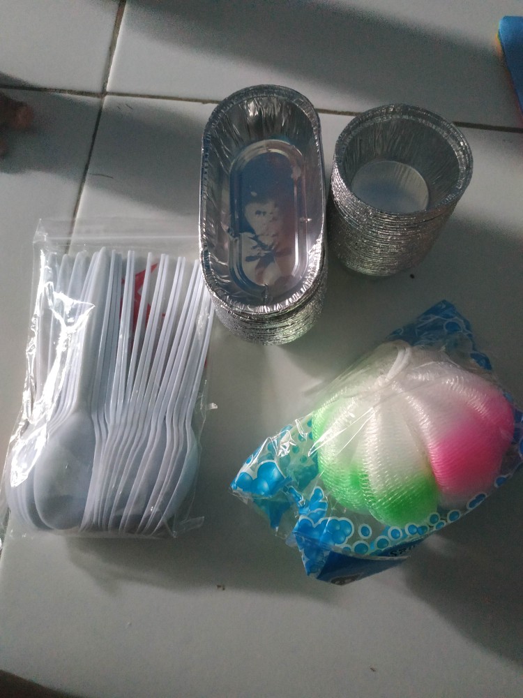 Sendok Makan Panjang Putih Susu - Sendok Plastik Putih Susu 25 Batang