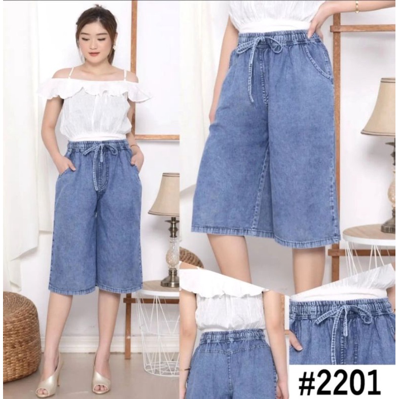 Celana Kulot 7/8 Jumbo kekinia / Kulot Jeans Pendek Jumbo  / Celana Pendek