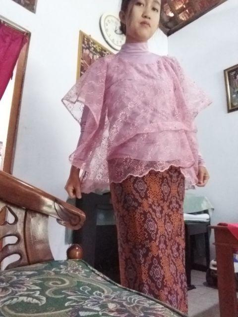 Outer Pearl Mutiara Daisy / Cape Pearl Daisy / Cape Tile Daisy Mutiara / Kebaya Tulle Tile Daisy