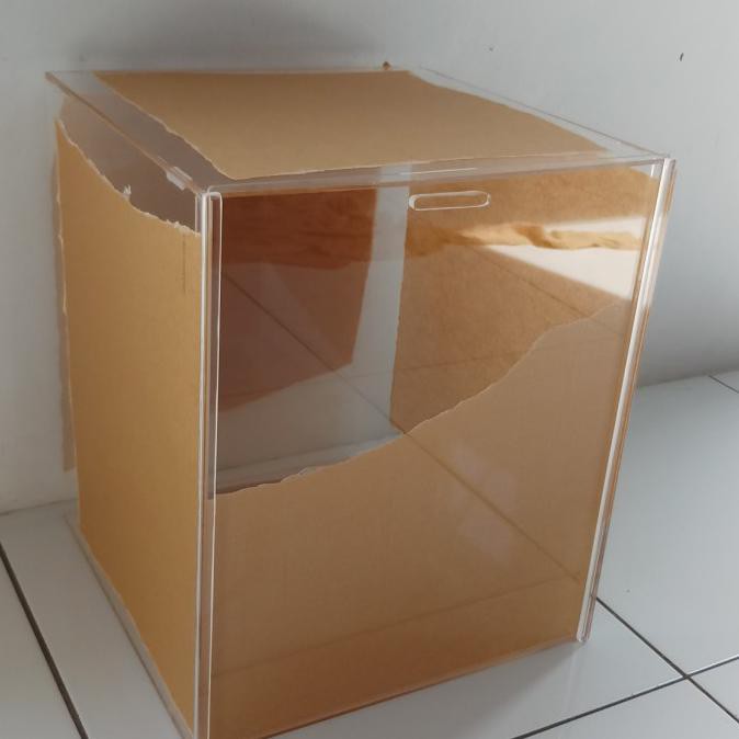 

CUCI GUDANG box acrylic sliding 35x25x55