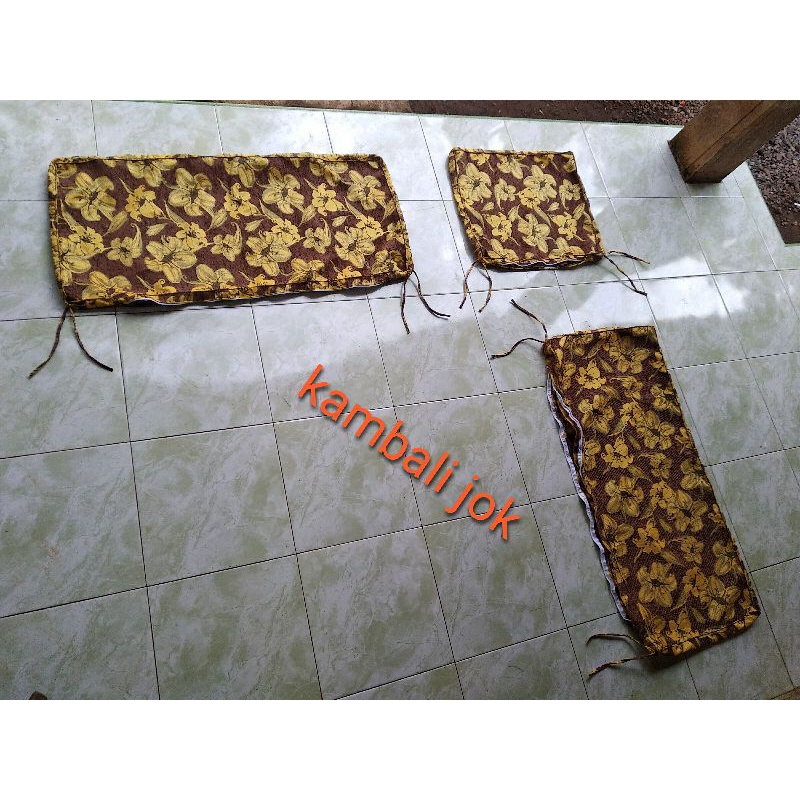 SARUNG SAJA pembungkus jok bantalan dudukan kursi TAMU ( MOTIF BUNGA ),,HARGA 1 SET FORMASI 2-2-1 te