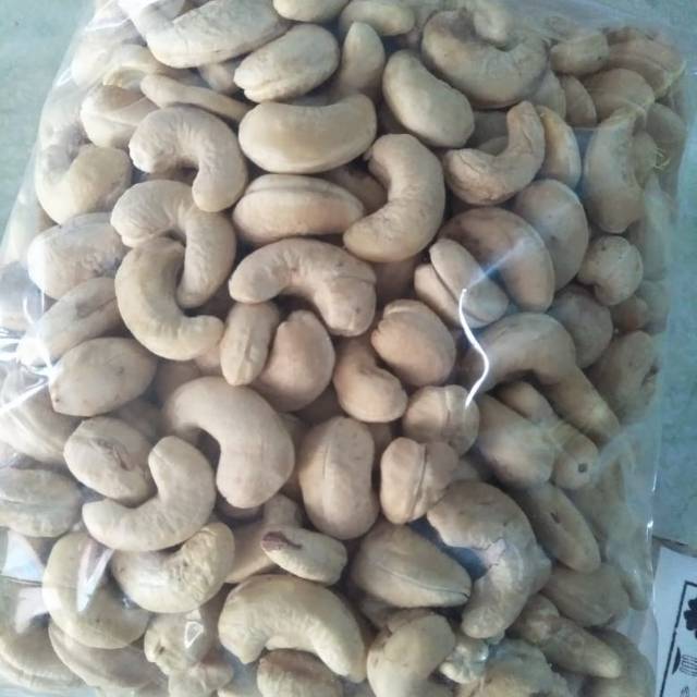 

Kacang mete super