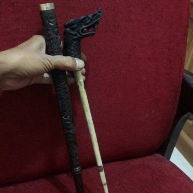 TONGKAT KOMANDO KERIS