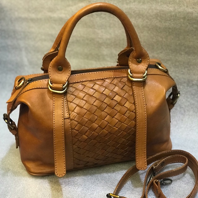 tas anyam asli kulit