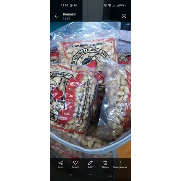 

Kacang Mente mentah Asli Sulawesi