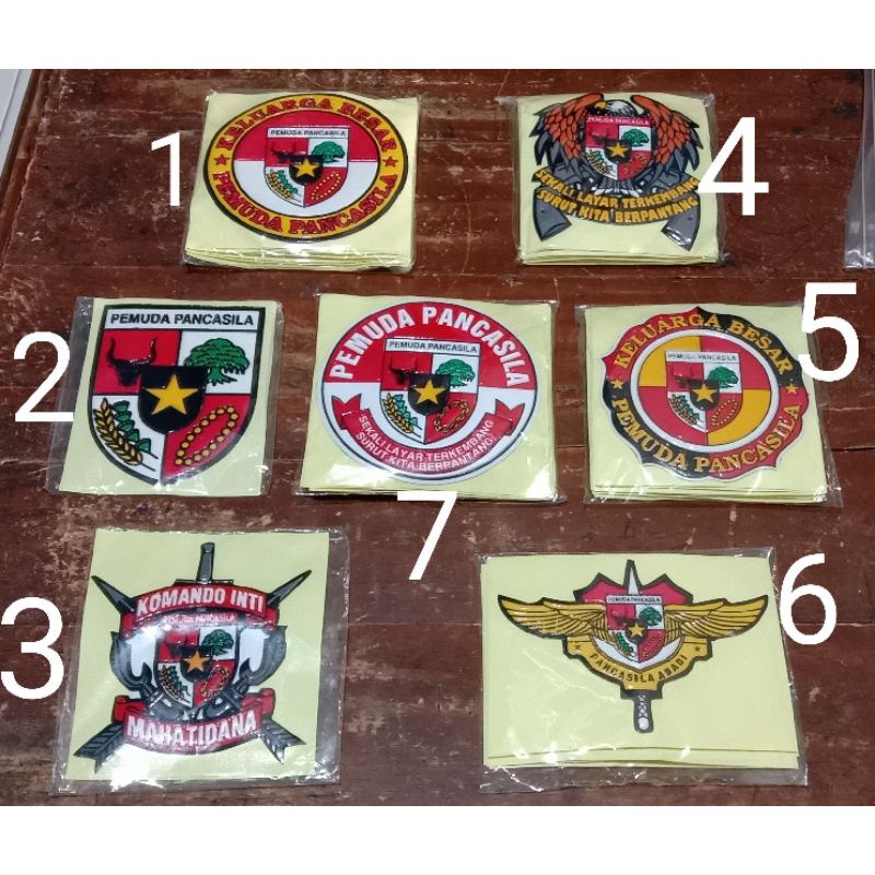 

Stiker Pemuda Pancasila (Timbul)