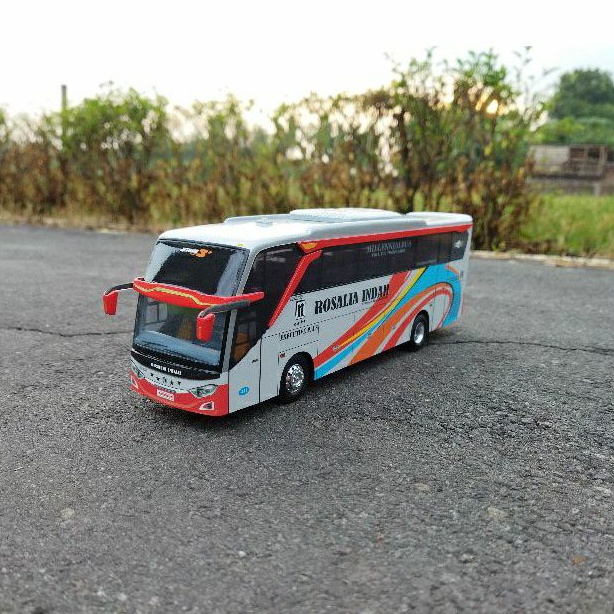 Bus rosalia indah terbaru jetbus 3 SHD sultan palur miniatur bus keren indonesia skala 1:43 bahan AK