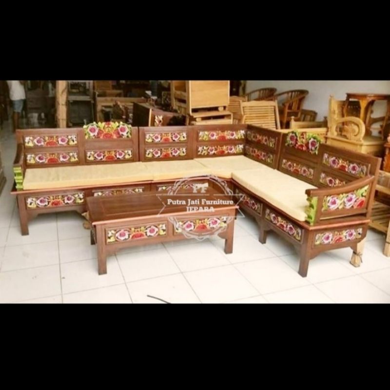 Set kursi sudut tamu kayu jati ukir Jepara + busa dudukan