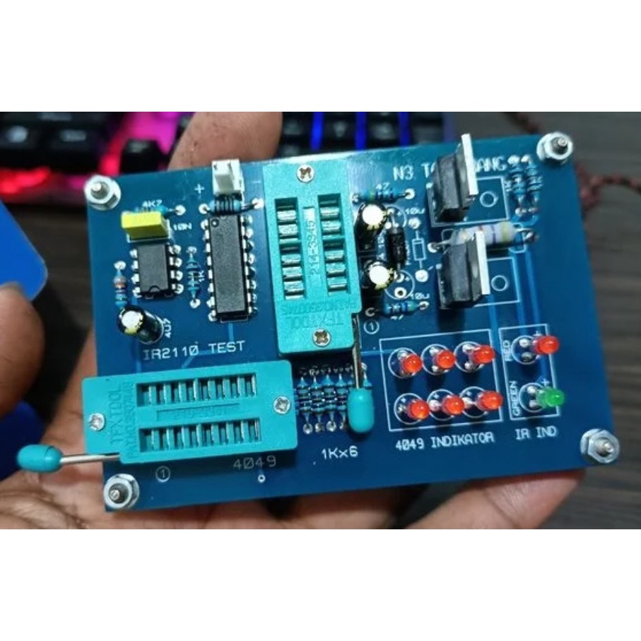 tester ic ir 2110 /4049