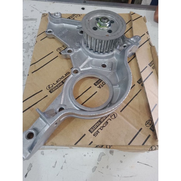 OLI PUMP-POMP OLI STARLET ORIGINAL TOYOTA