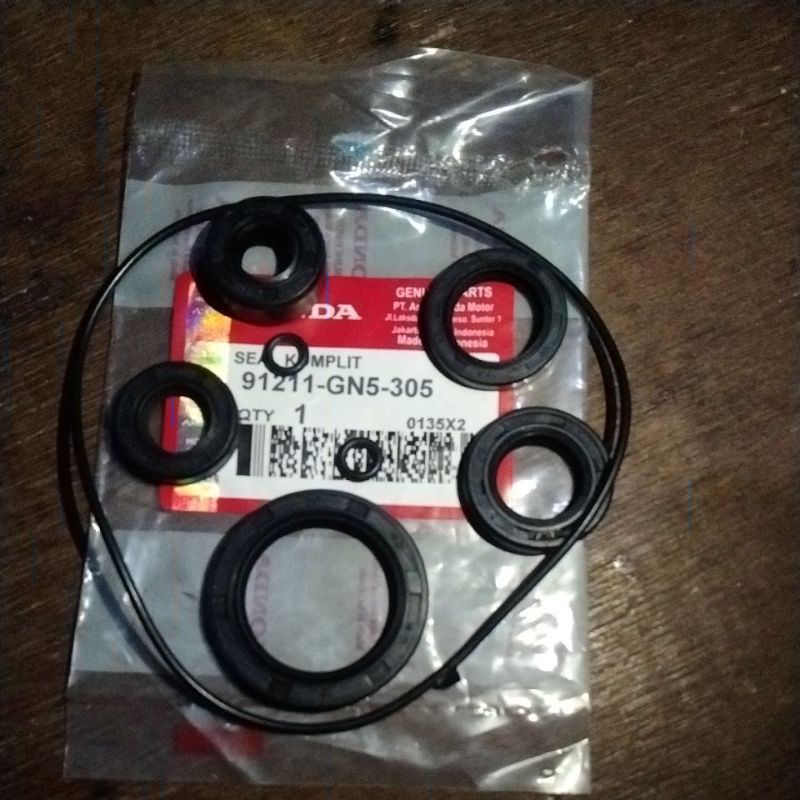 KDM_24 SEAL KOMPLIT GRAND SEAL KOMPLIT ASSY GRAND SUPRA LENGENDA -GN5-305