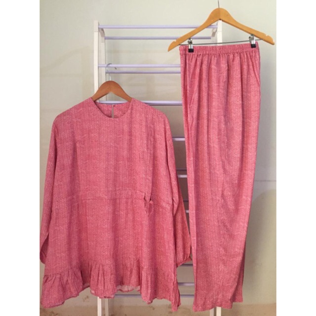 BAJU IBU HAMIL DAN MENYUSUI