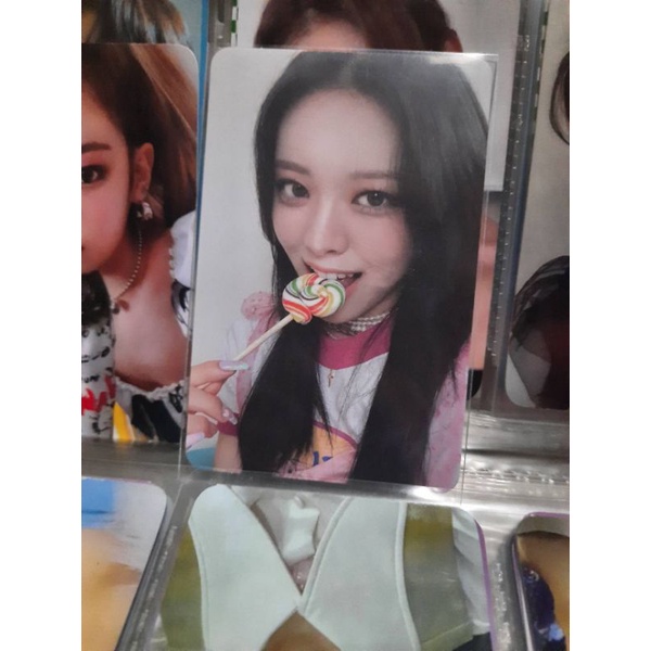 PC YUNA ITZY CRAZY IN LOVE OFFICIAL