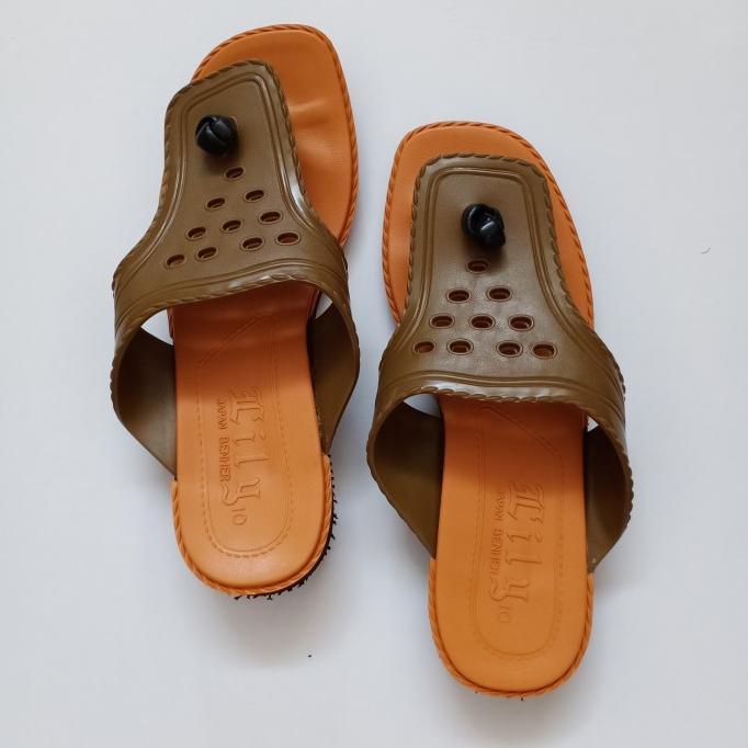 [Sandal] Sandal Lily Jepit Sendal Lily Jepit Pria Sendal Lily Jepit Sipitung [Pria]