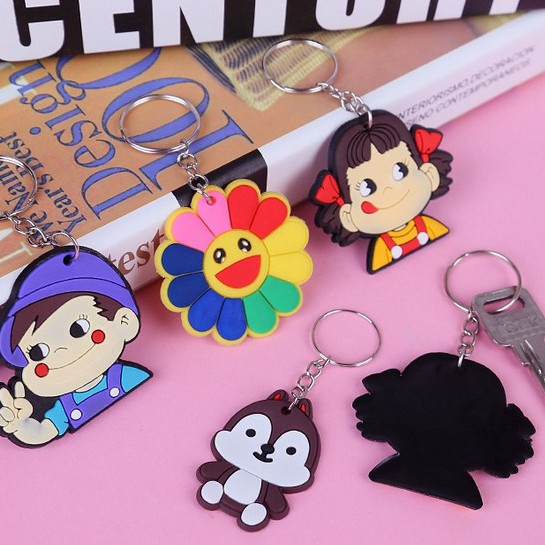 Gantungan Kunci Karakter Lucu / Keychain Cantik Dan Lucu / Gantungan Tas bahan Karet silikon