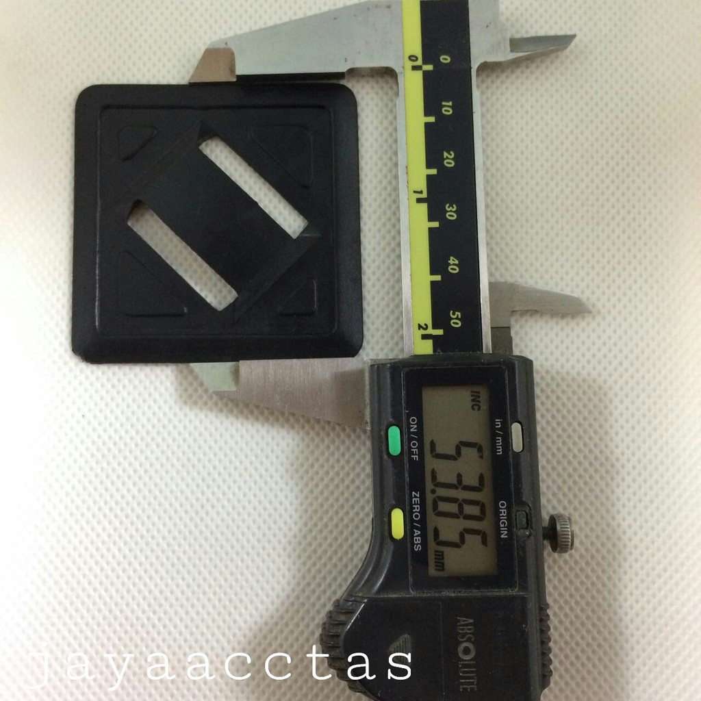 ring kotak layangan tas ransel 4x4 cm